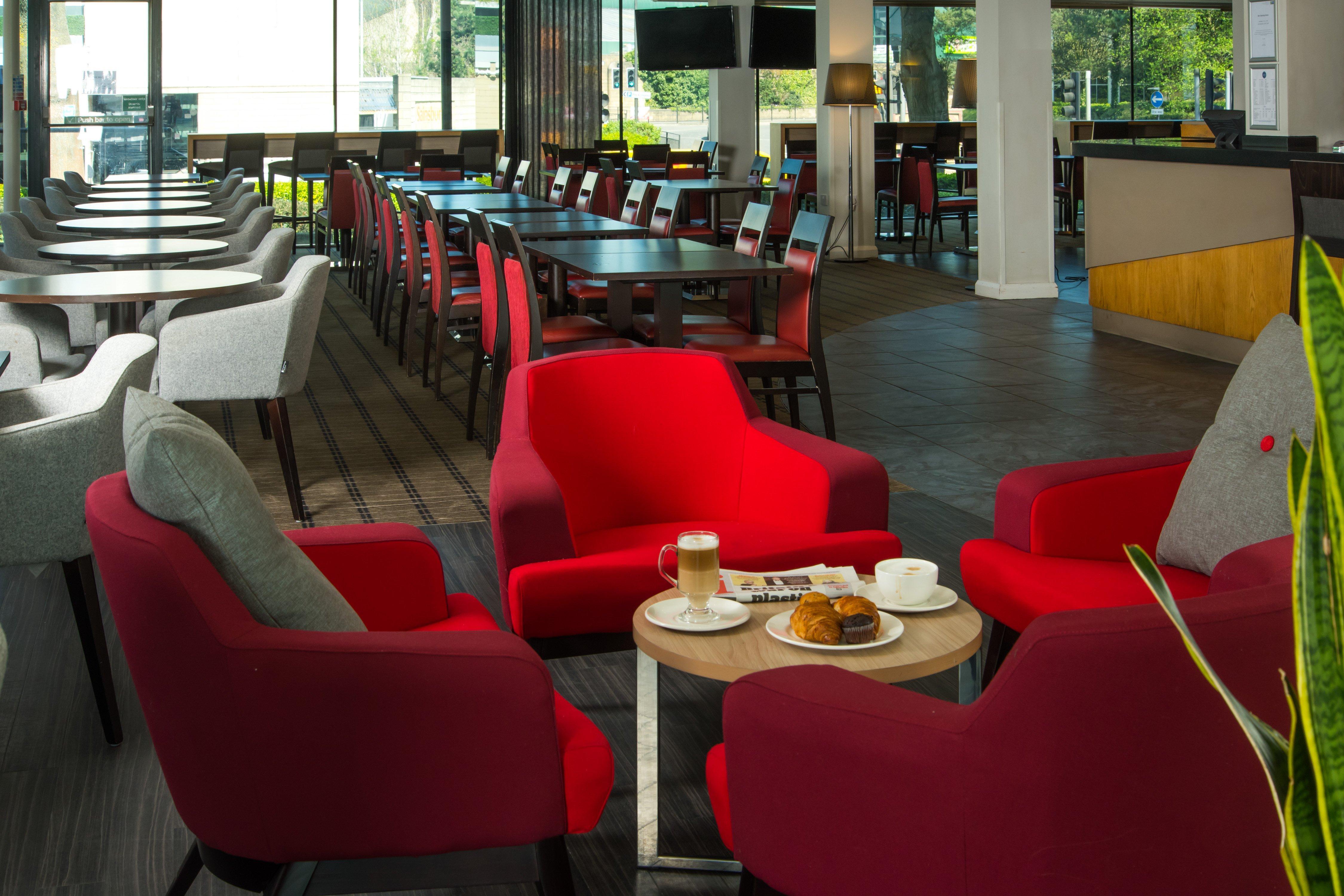 Holiday Inn Express Bath By Ihg Exterior photo