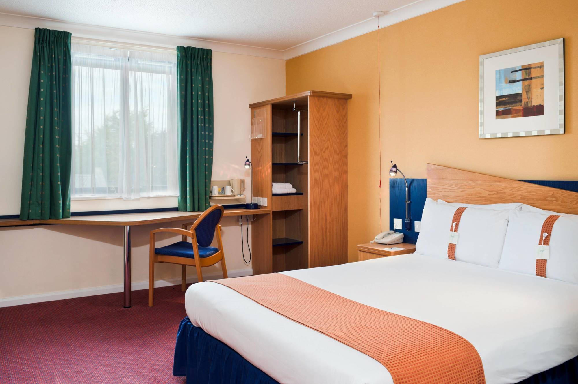 Holiday Inn Express Bath By Ihg Exterior photo